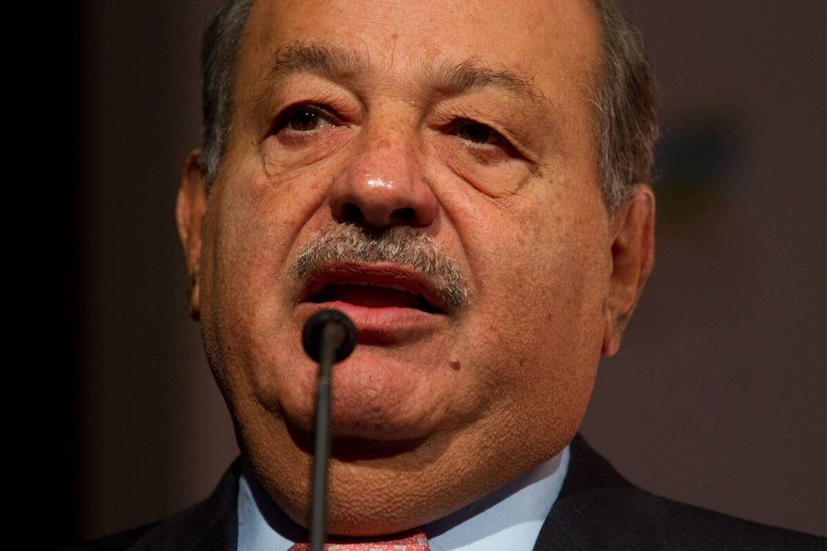 CFE busca competir en internet y desafía el dominio de Carlos Slim en México